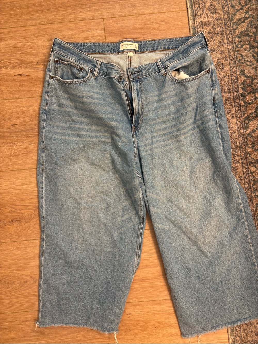 Abercrombie high waisted cropped wide leg jeans